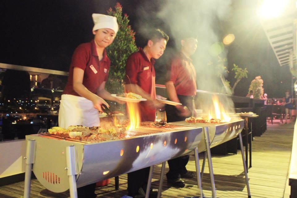 Biz Hotel Batam Нагоя Экстерьер фото